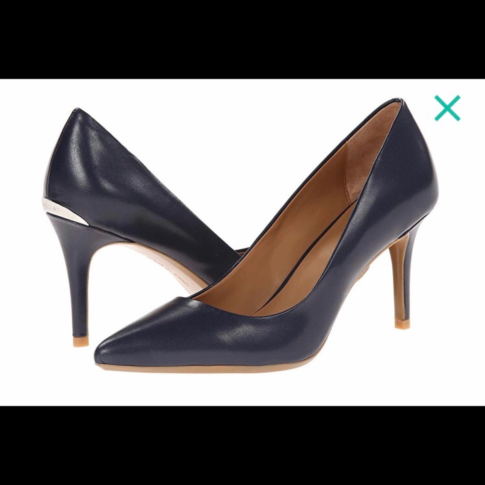Navy Calvin Klein pumps size 8